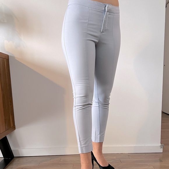 Powder blue cropped pants from Le Château - Picture 3 of 6